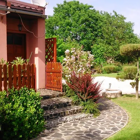 Bungalovy Natura Trávnica