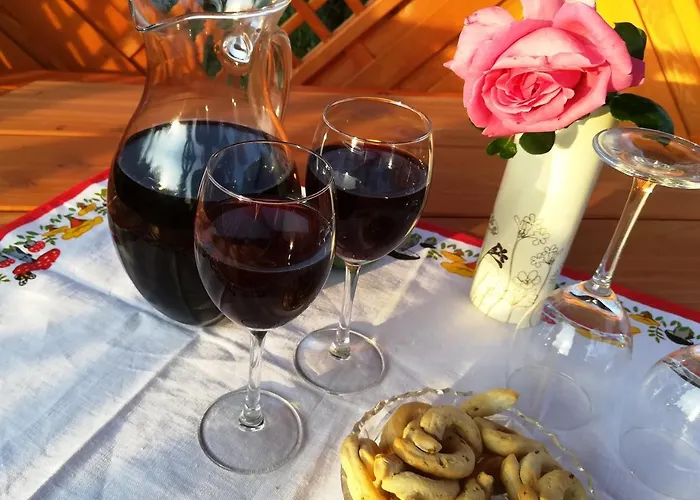 Bungalovy Natura بيت للعطل *